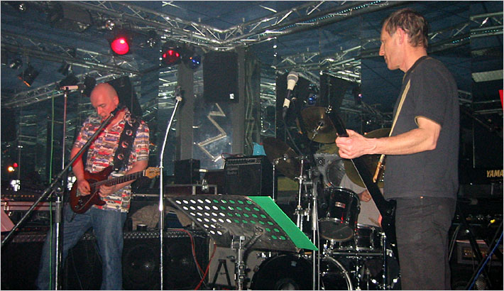 Foto: "Heroes and Divas" in Neustadt am 07.03.2002