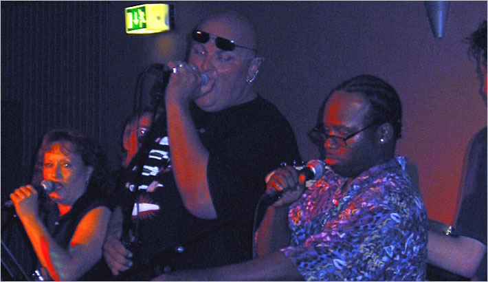 Foto: Jam-Session im Krone Musik Club am 24.07.2004